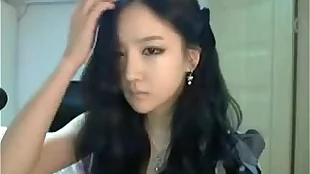 Hot korean girl on cam